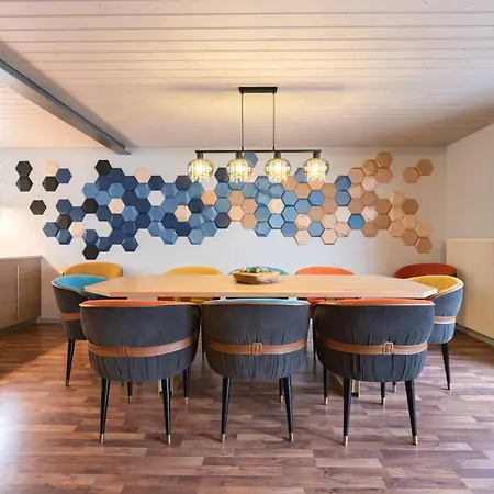 The Glacier Express - Grindelhomes *